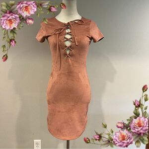 Windsor Tan sexy deep lace up v-neck short sleeve Mini velvet Dress size xs